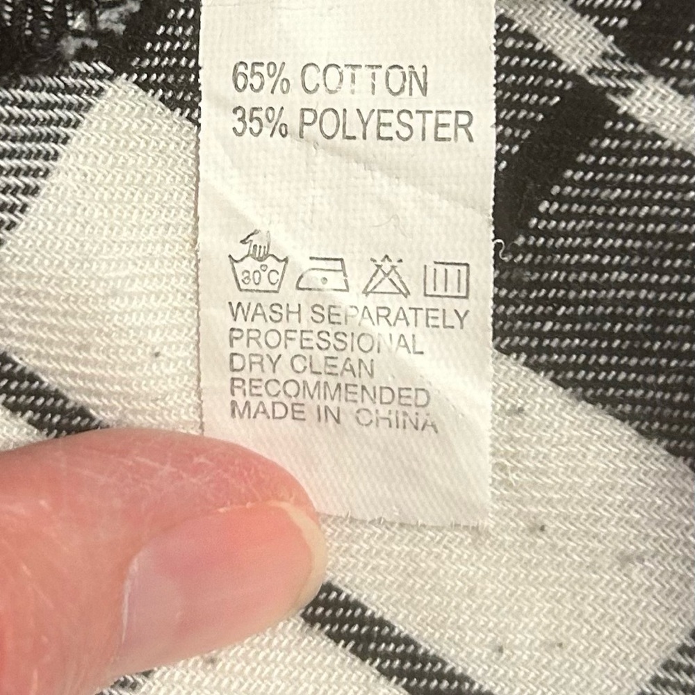 Plaid Black and White Tunic Top - Picture 4 of 4